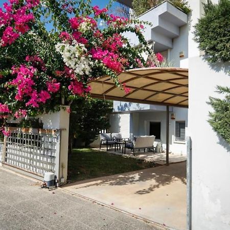 Pame Rentals - Cozy Glyfada Stay With Free Parking Athen Eksteriør bilde