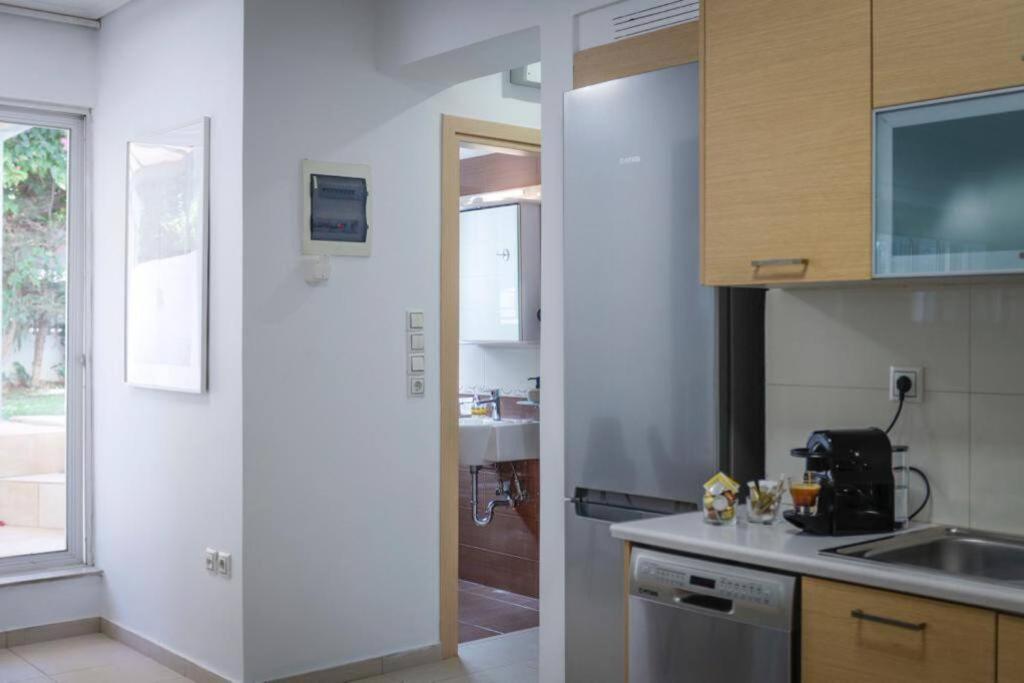 Pame Rentals - Cozy Glyfada Stay With Free Parking Athen Eksteriør bilde