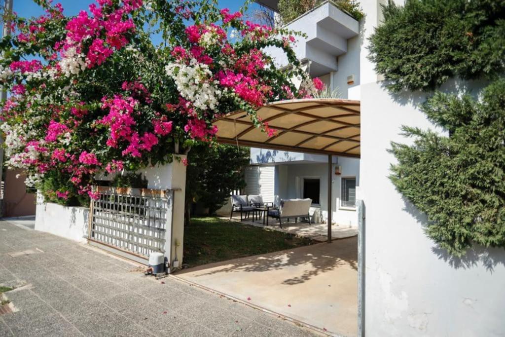 Pame Rentals - Cozy Glyfada Stay With Free Parking Athen Eksteriør bilde